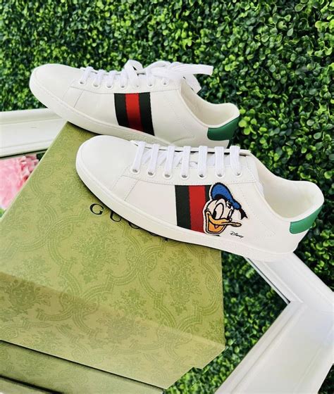 gucci giacchetta donald duck carp|disney x gucci shoes.